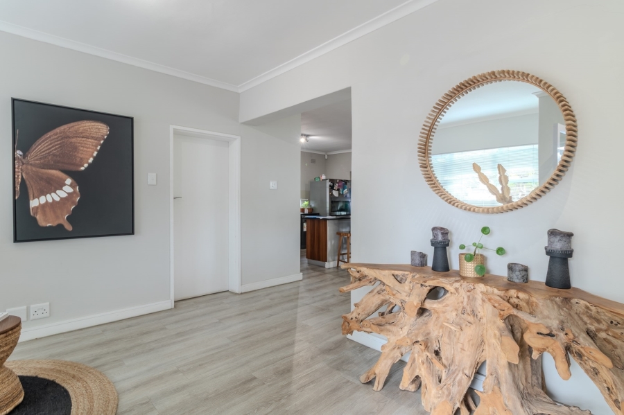 4 Bedroom Property for Sale in Schoongezicht Western Cape